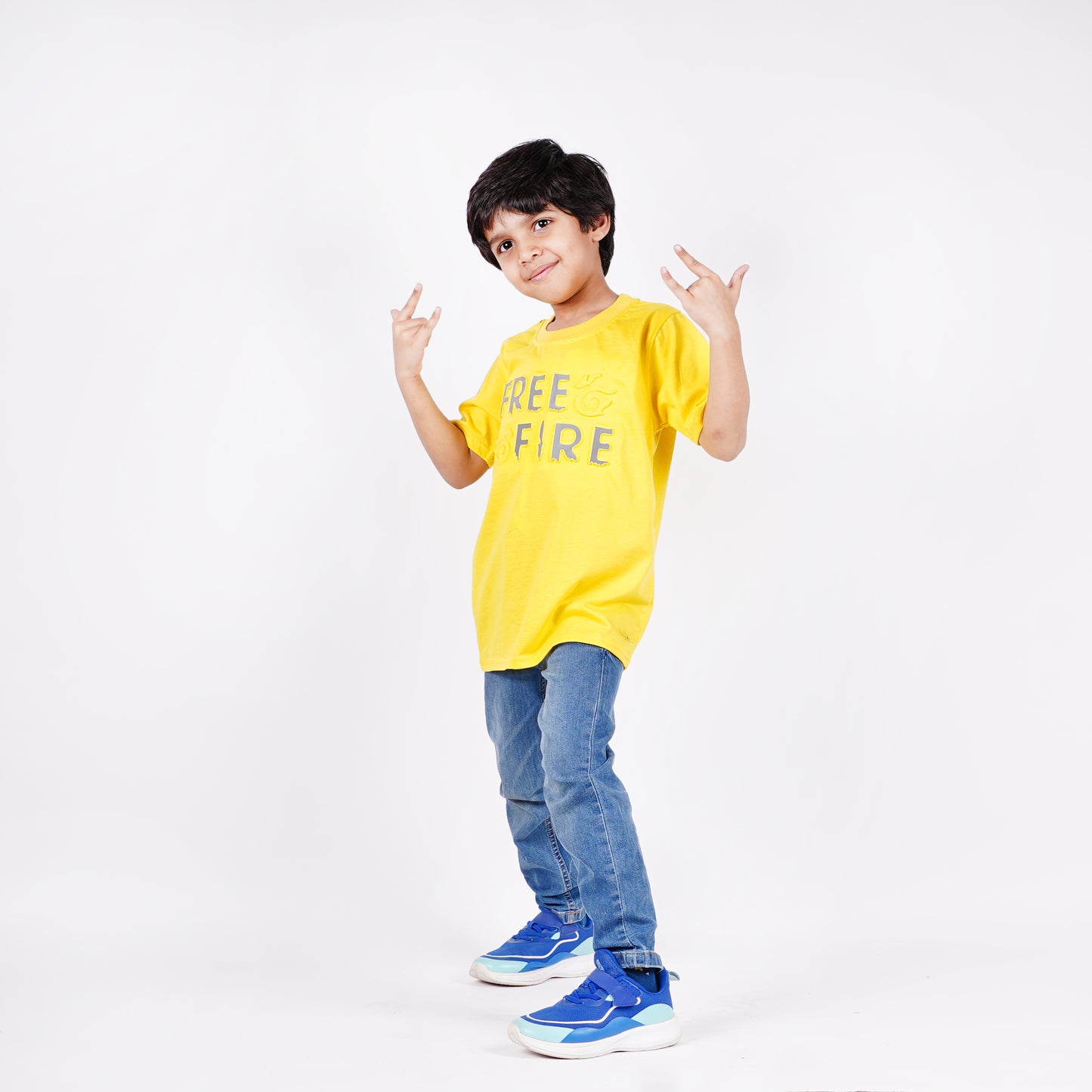 Boys Free Fire Logo Design Tshirt